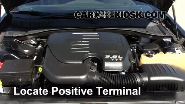 2012 Chrysler 300 Limited 3.6L V6 Batterie Début de saut